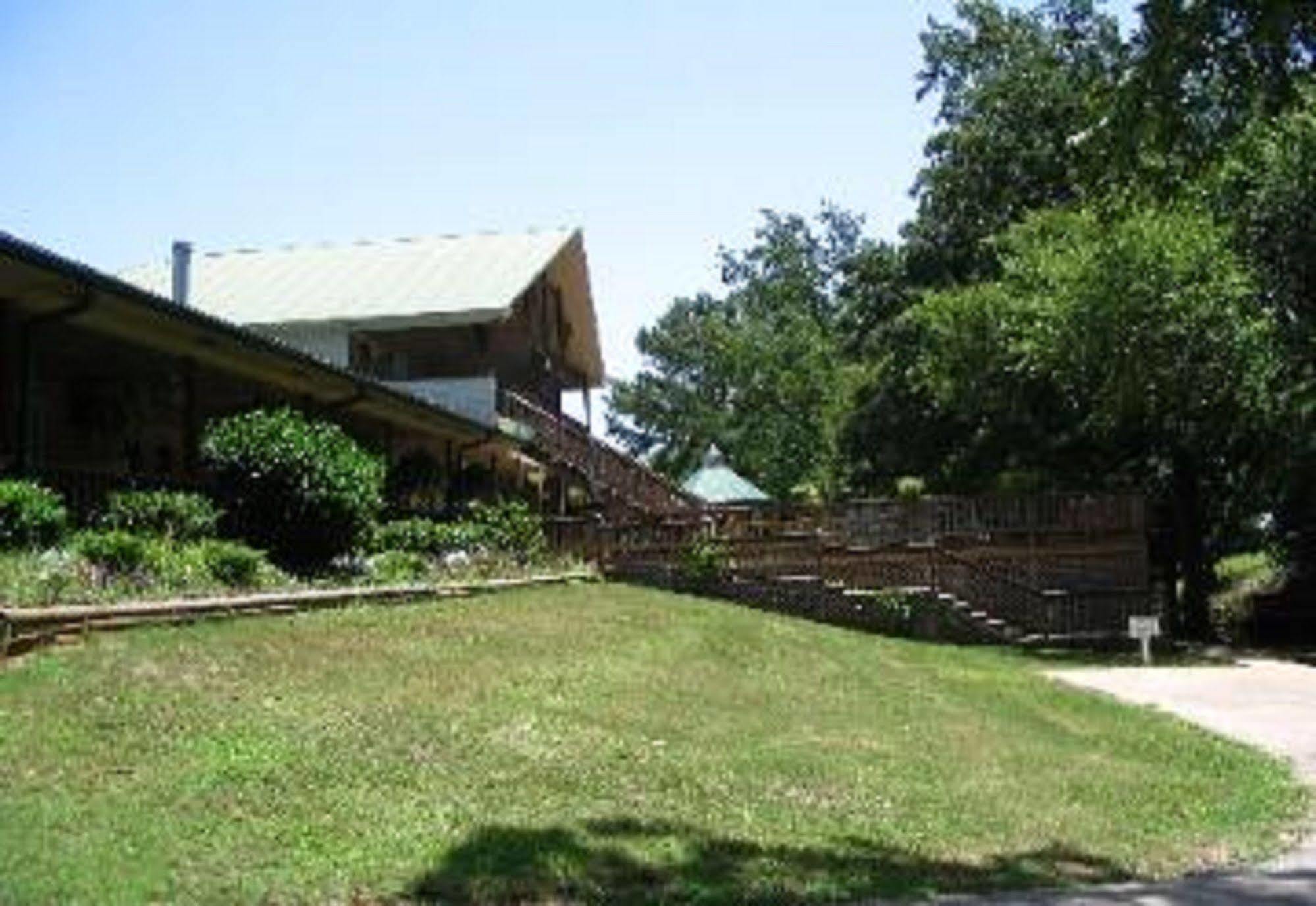 נאקוגדוצ'ז Pine Creek Country Inn מראה חיצוני תמונה