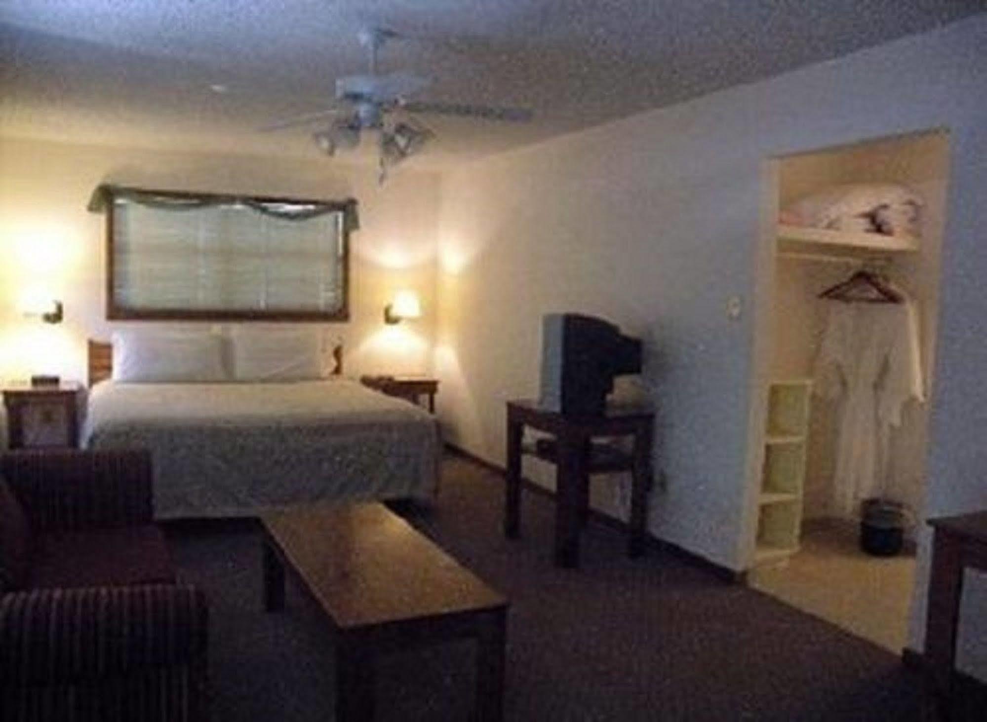 נאקוגדוצ'ז Pine Creek Country Inn מראה חיצוני תמונה
