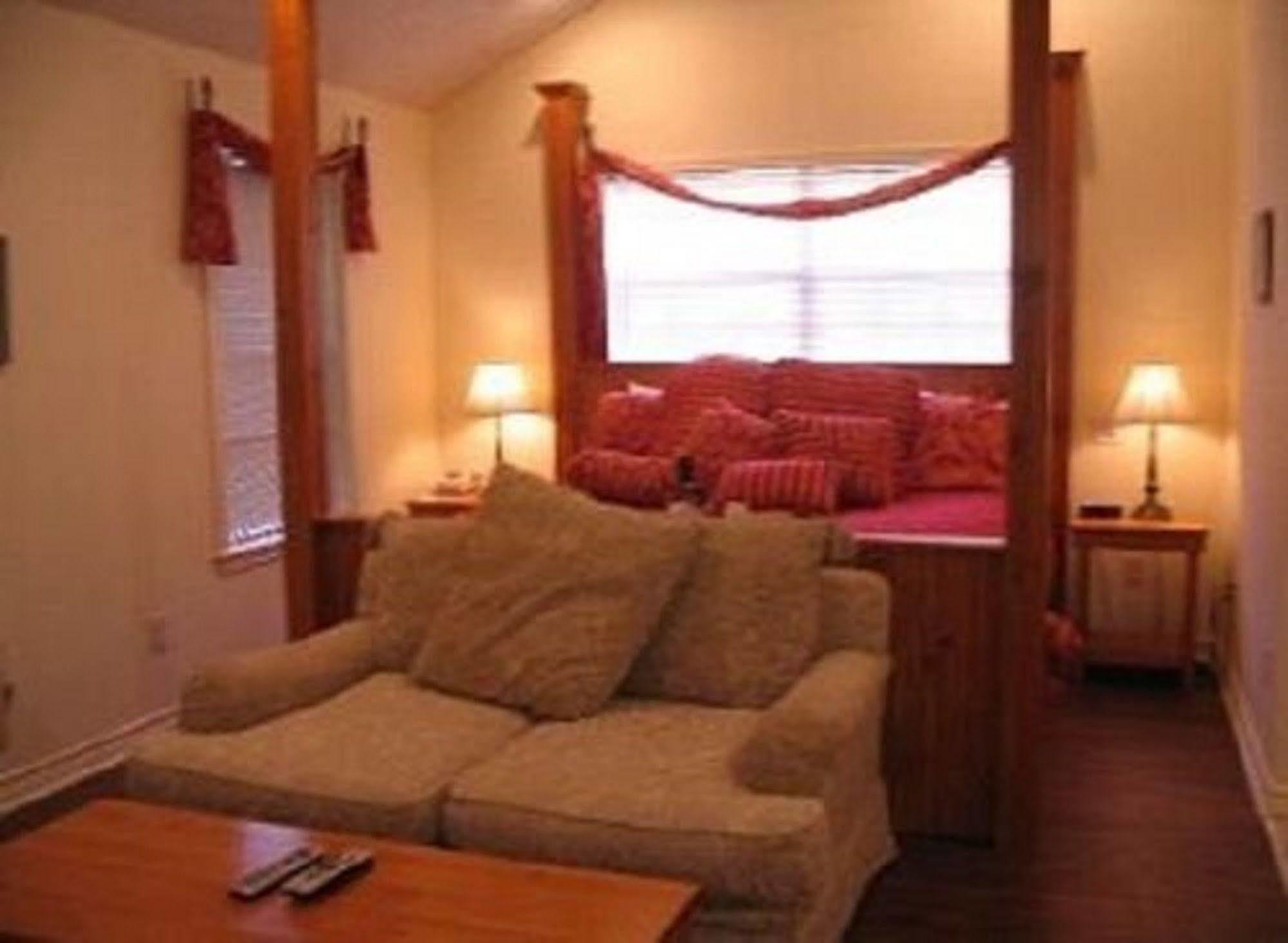 נאקוגדוצ'ז Pine Creek Country Inn מראה חיצוני תמונה