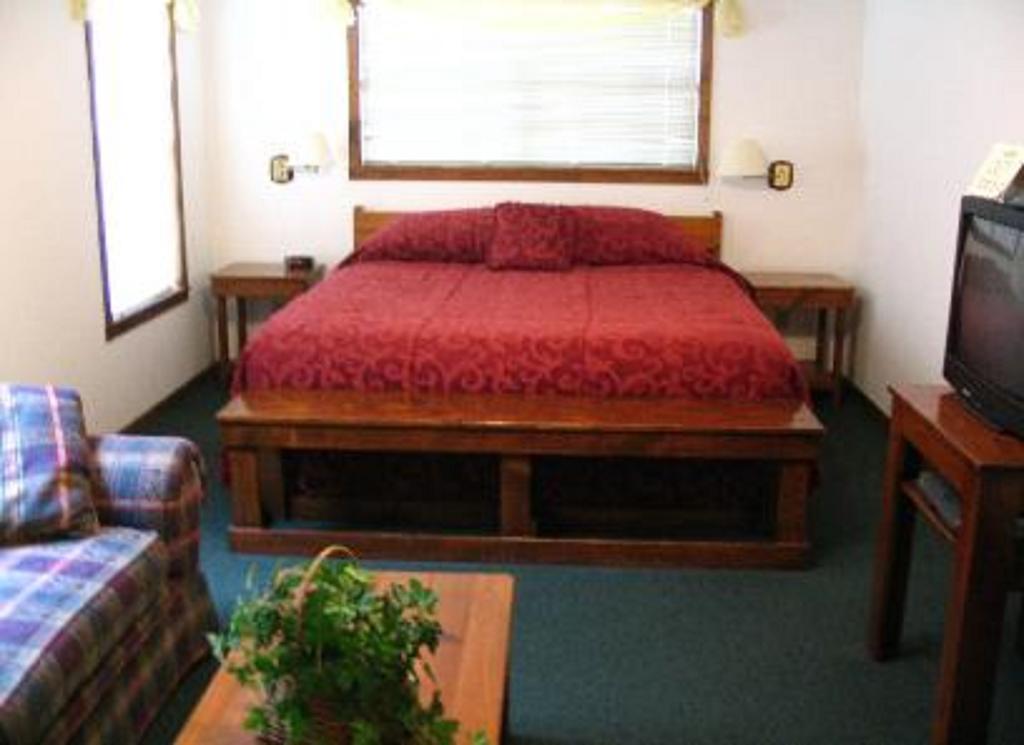 נאקוגדוצ'ז Pine Creek Country Inn חדר תמונה
